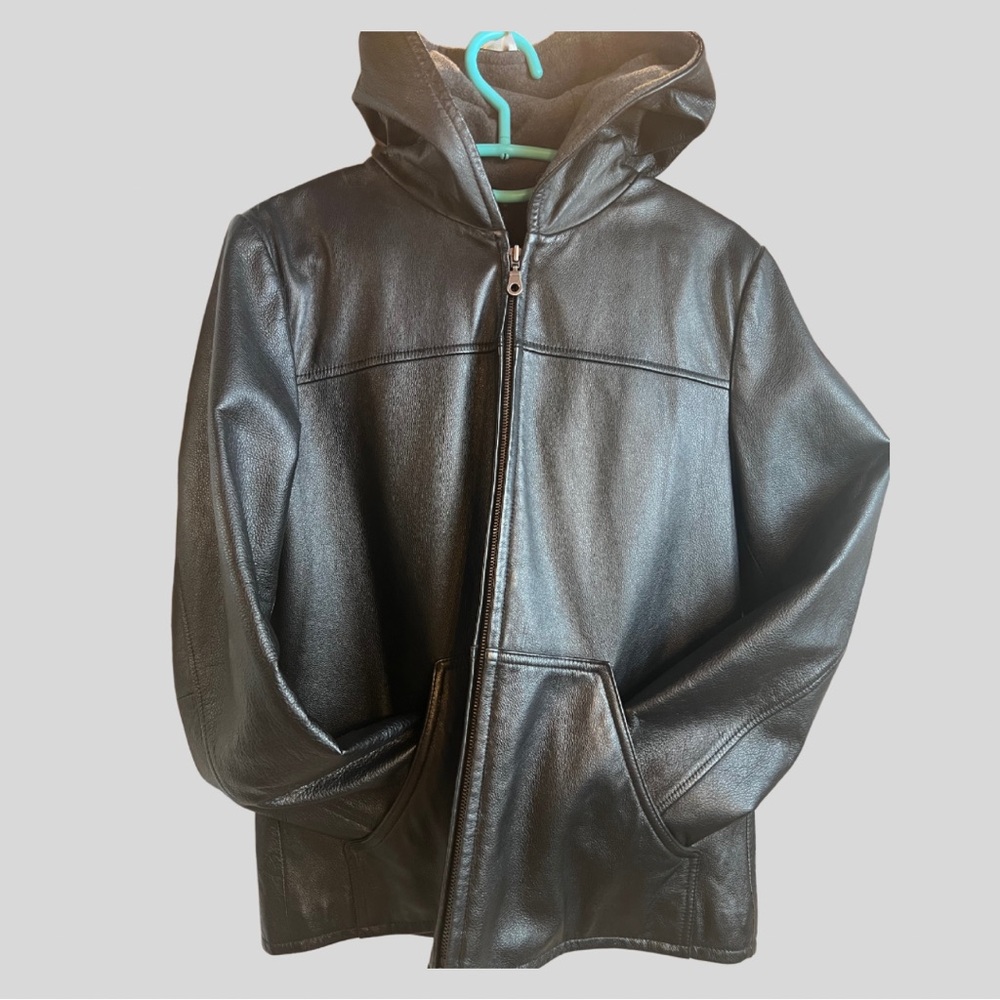 OutDoor Exchange  Woman’s Leather Jacket  Size M